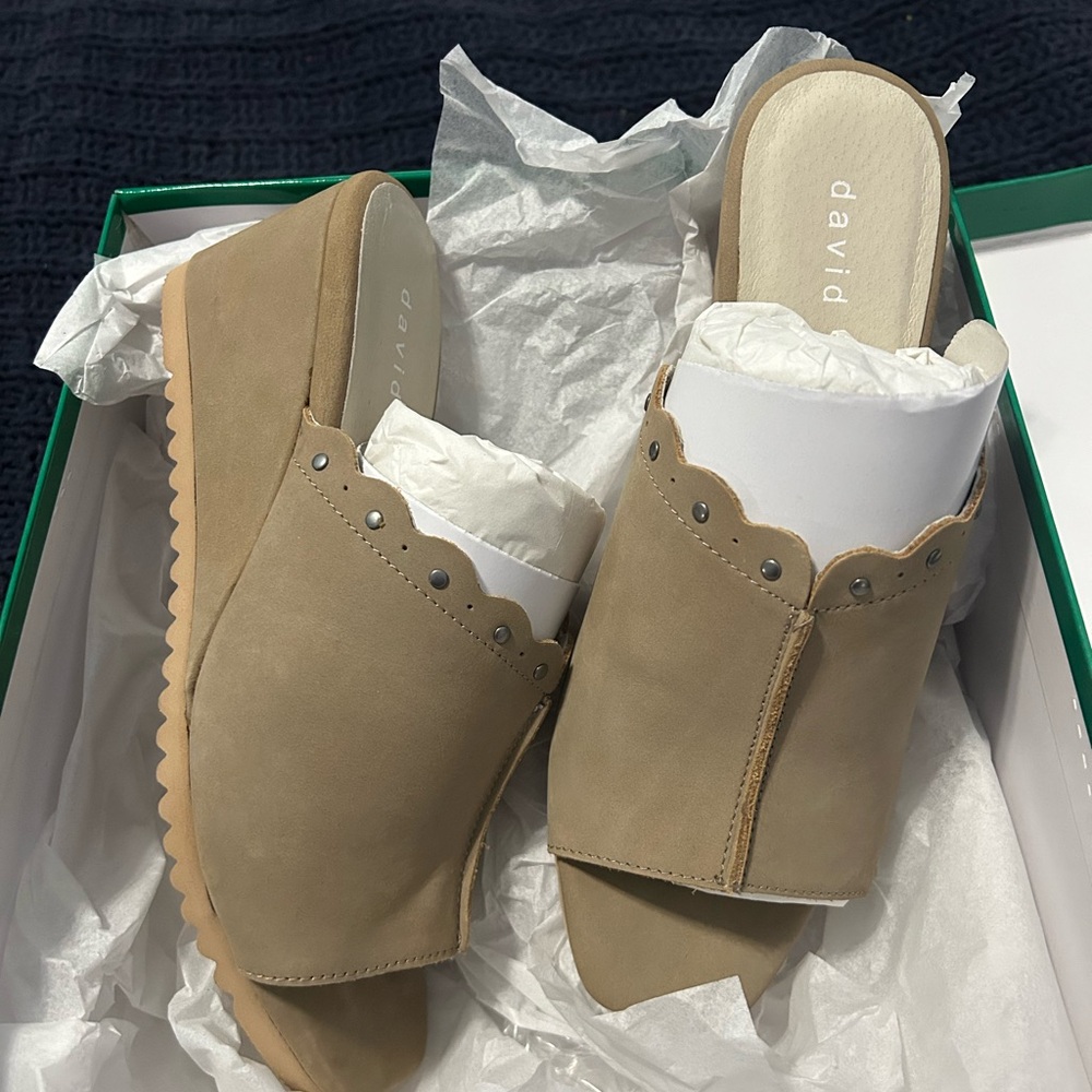 David Tate taupe wedges. New in box, never worn. Size 6.5